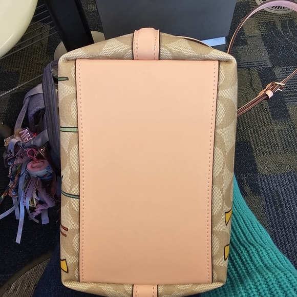 Coach X Observed By Us City Bucket Bag In Signature Canvas - Picture 2 of 5